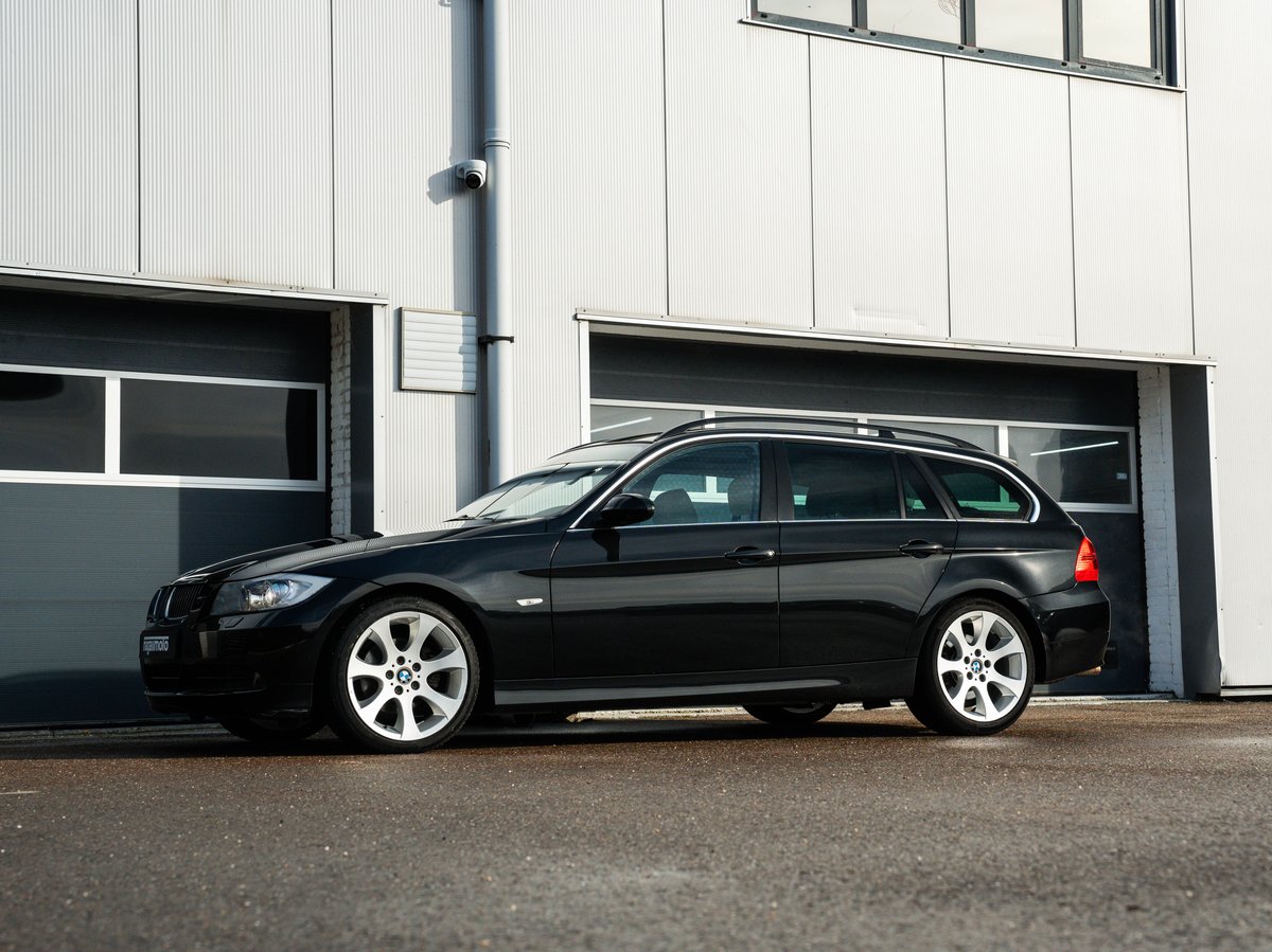 BMW E91 325i touring